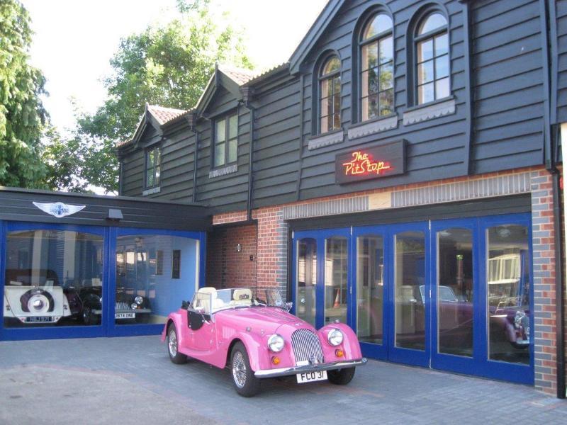 The Pitstop Little Hallingbury  Εξωτερικό φωτογραφία