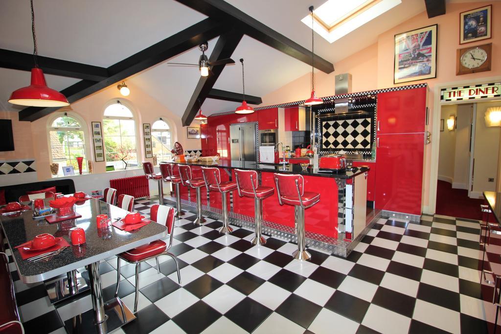 The Pitstop Little Hallingbury  Εξωτερικό φωτογραφία